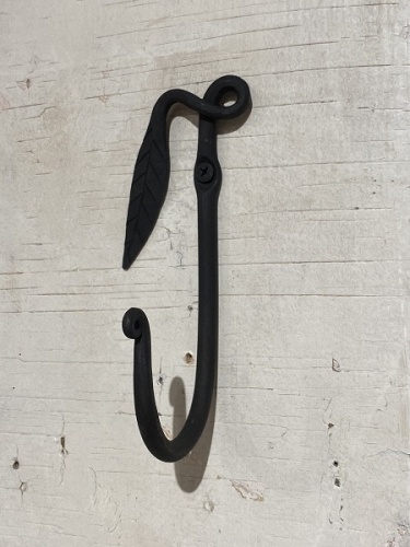 FEATHER HOOK